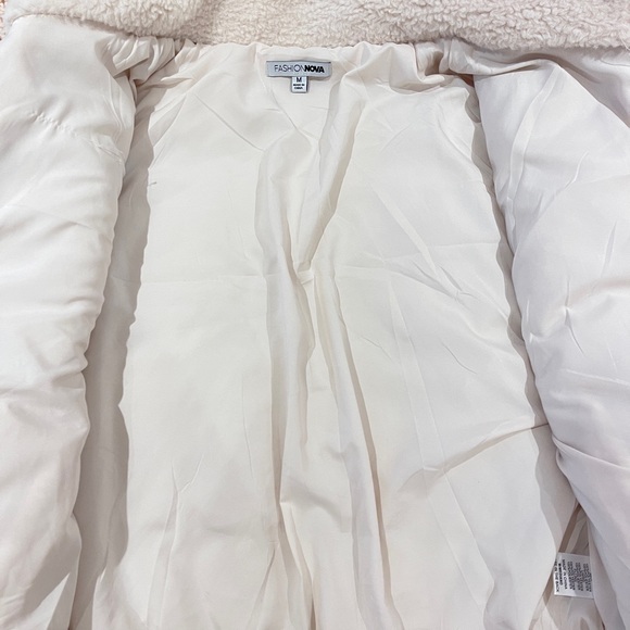 FASHION NOVA SHERPA JACKET - Picture 2 of 2